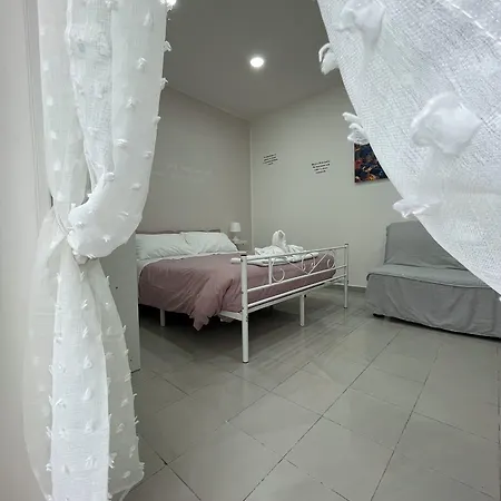 Notte A Nocleg ze śniadaniem Neapol